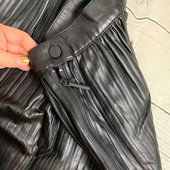 KENNETH COLE Pleated Faux Leather Skirt - Picture 4 of 6